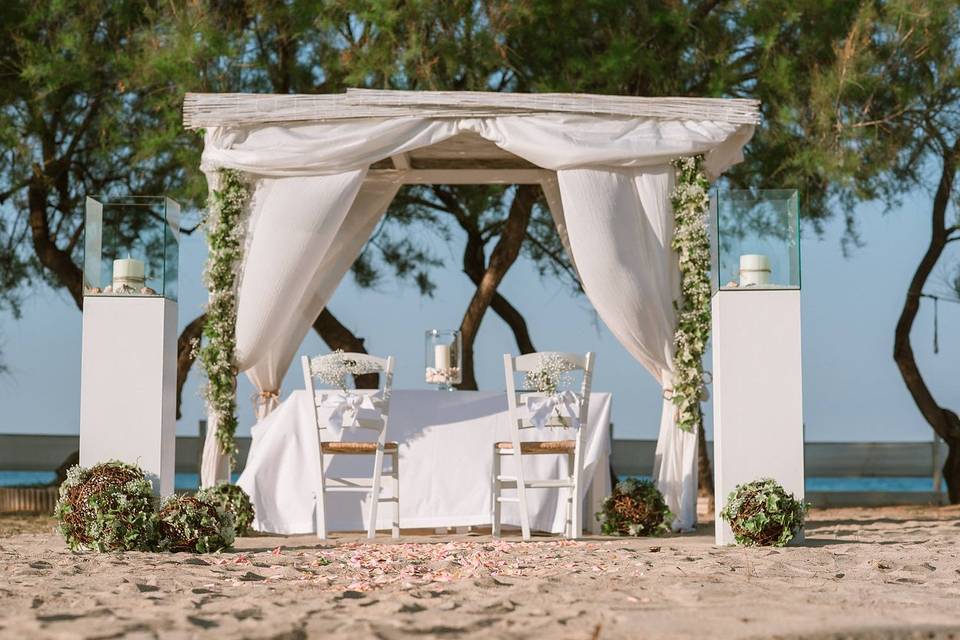 Mediterranea Wedding & Flowers