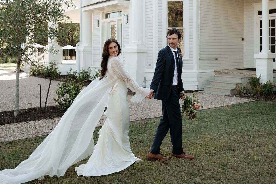 Bride & groom in Austin