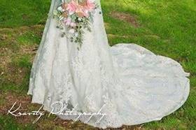 Flowy wedding dress