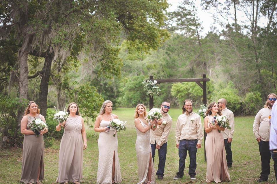 White/Nudes Wedding Colors