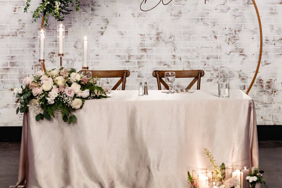 Head table