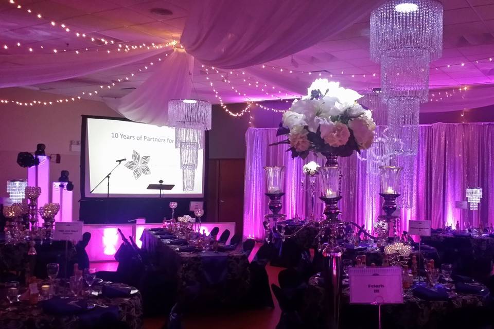 Ceiling decor, pinspot lighting and amazing centerpieces