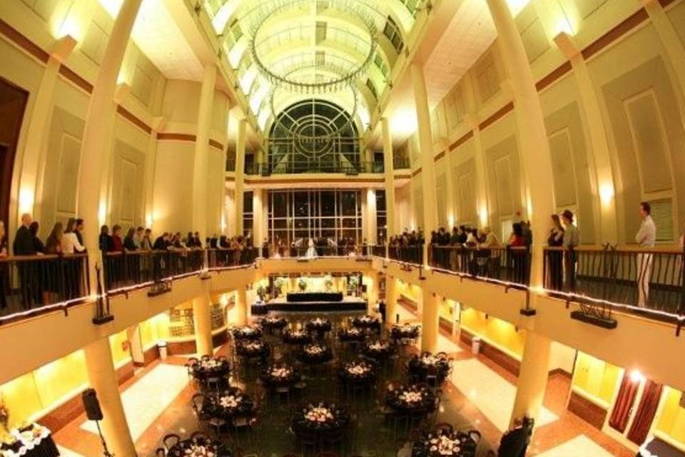 Tsakopoulos Library Galleria