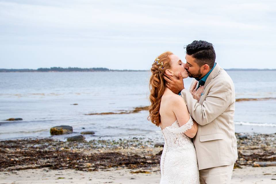 NH/MA Wedding Photographer