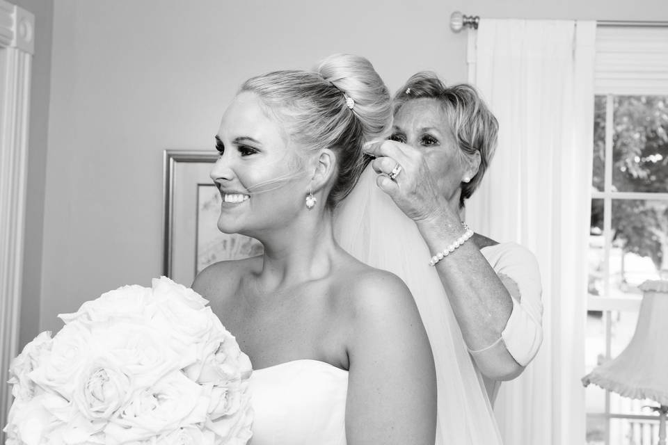 NH/MA Wedding Photographer