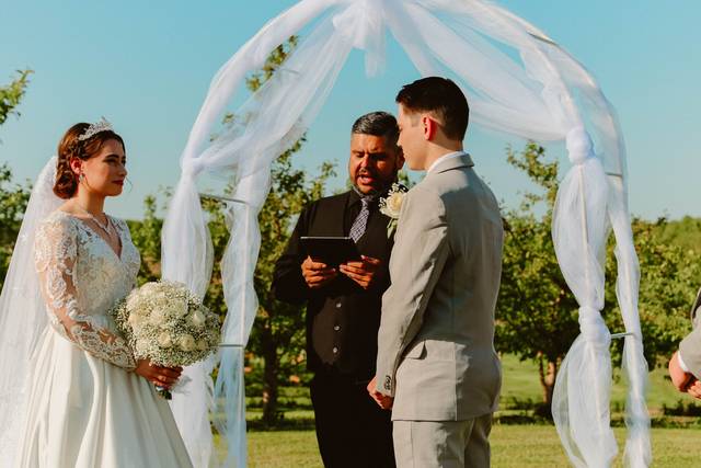 Bride and Groom at altar