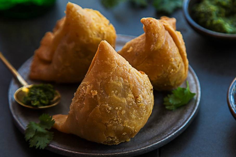 Samosas with Chutney Appetizer