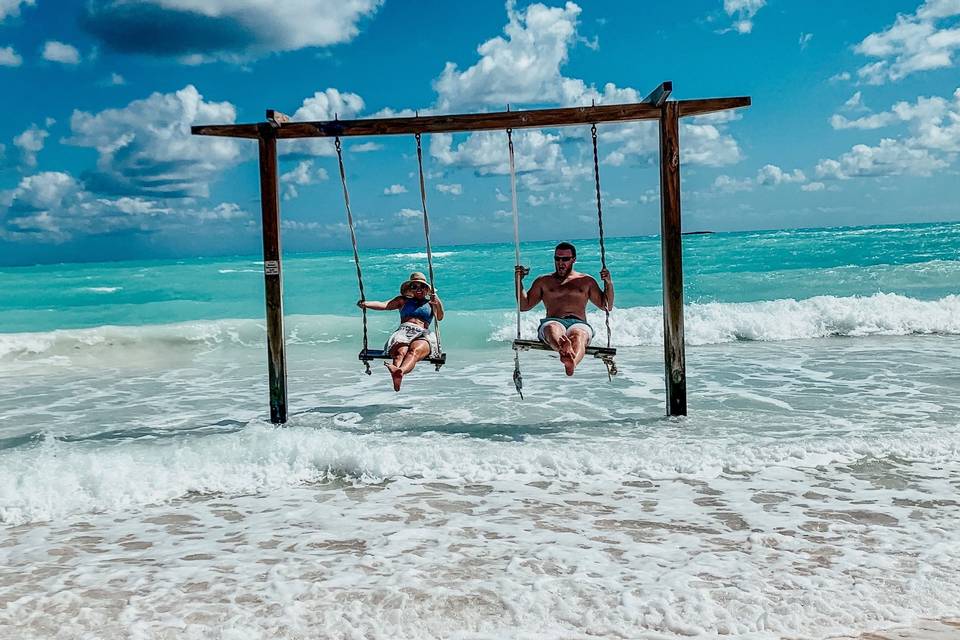 Island Swing Escape
