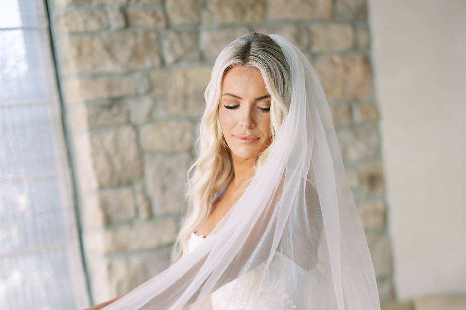 @contourbridal
