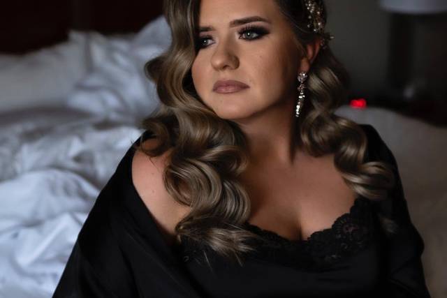 Bombshell bride