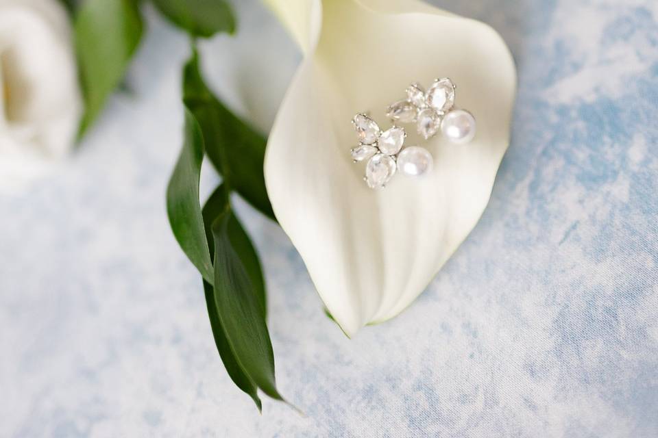 Elegant coastal wedding