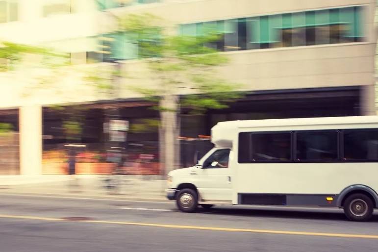 Ole's Shuttle Service