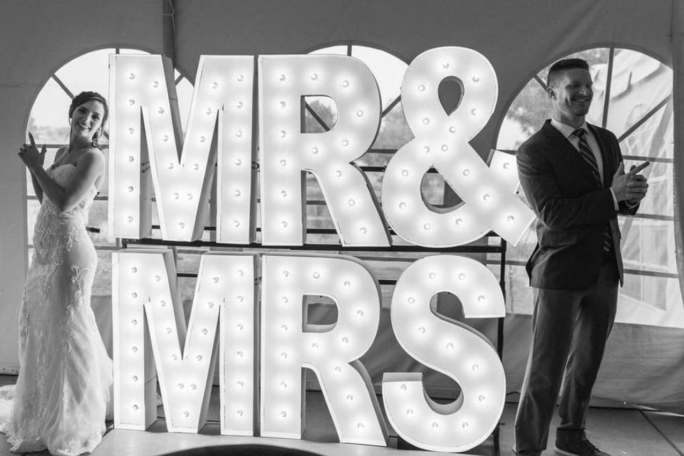 Mr & Mrs