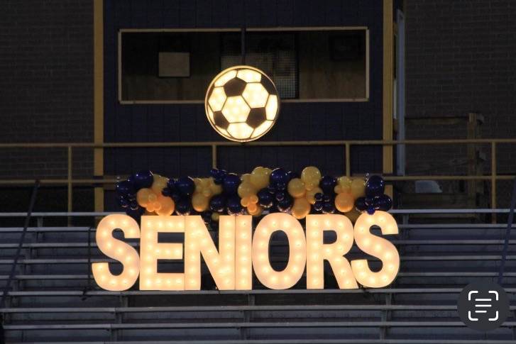 Soccer ball + seniors+balloons