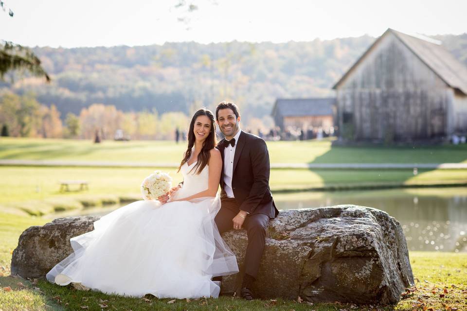 Couple by pond | Tracey Buyce