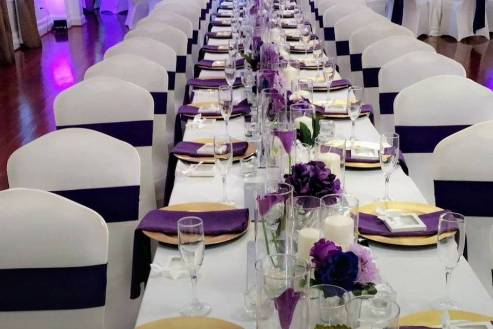 Purple tablescaping