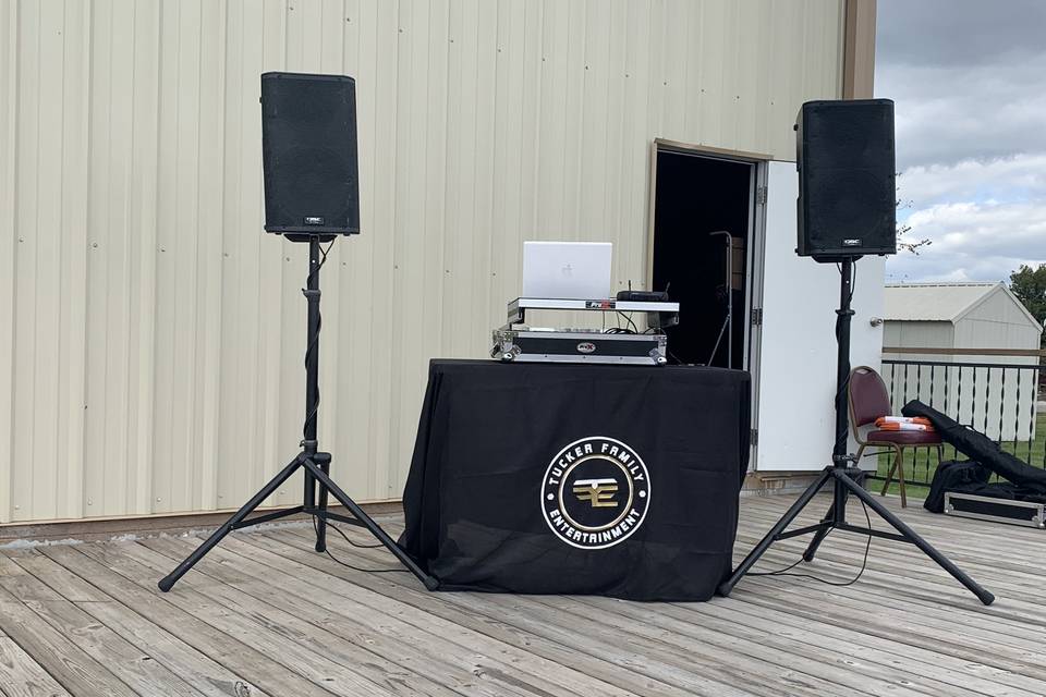 DJ Set Up