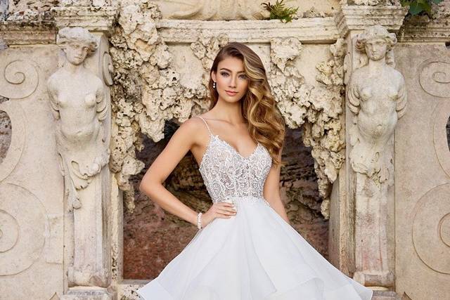 Leggenda Bridal Dress Attire Miami FL WeddingWire