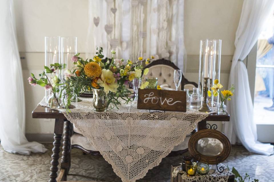 Sweetheart table