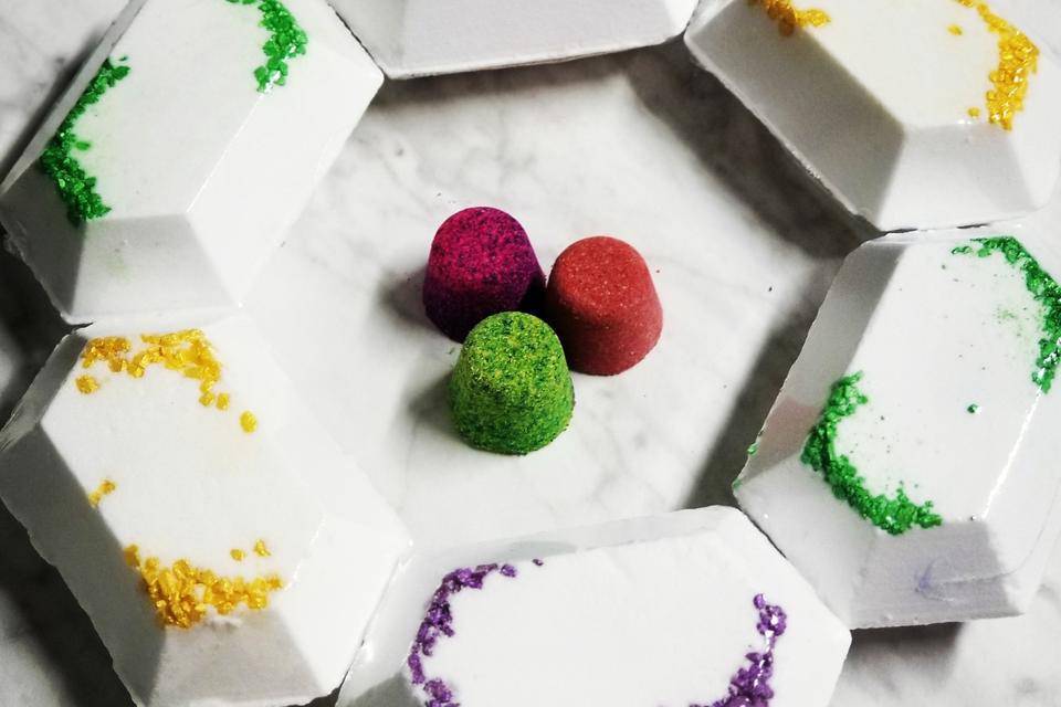 Bejeweled Bath Bomb