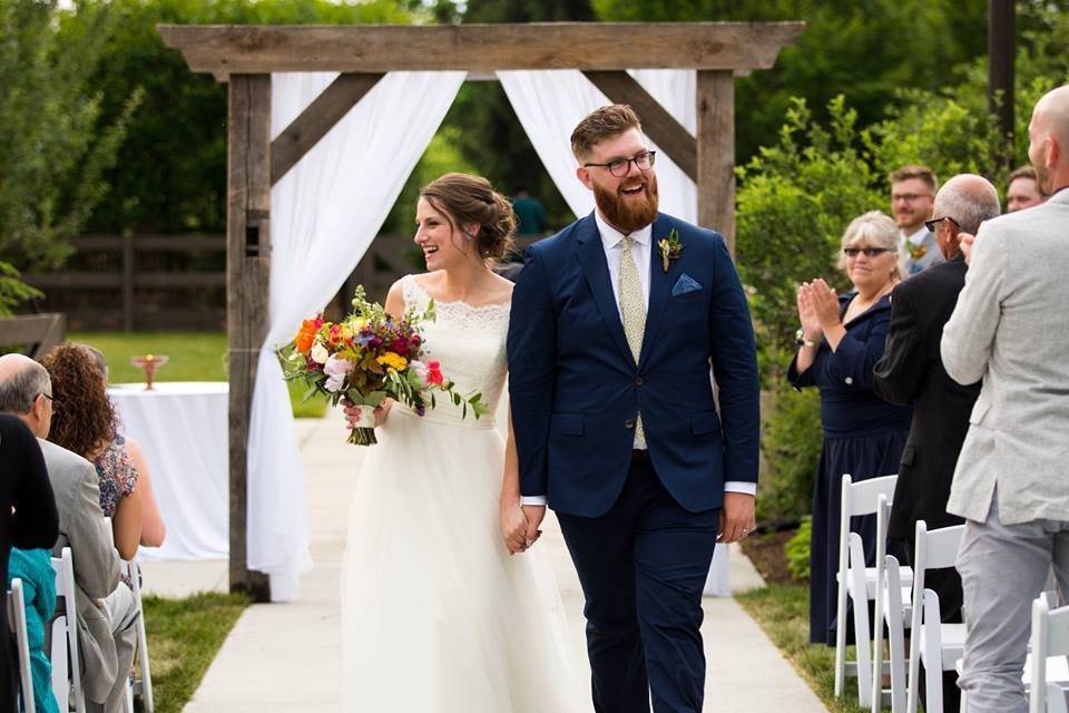 Joshua and Laura at Franklin Park Conservatory's Wells Barn. Photo by Megan Leigh Barnard.