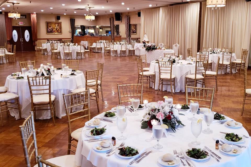 La Luna Banquet Hall