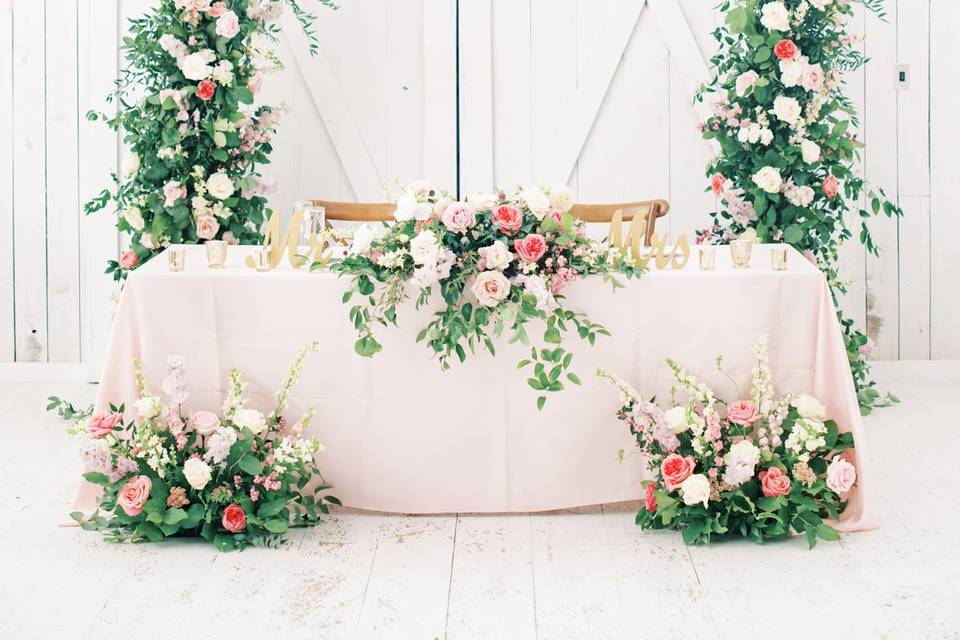 Pretty Pink Sweetheart Table