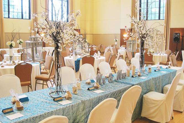 Table arrangement
