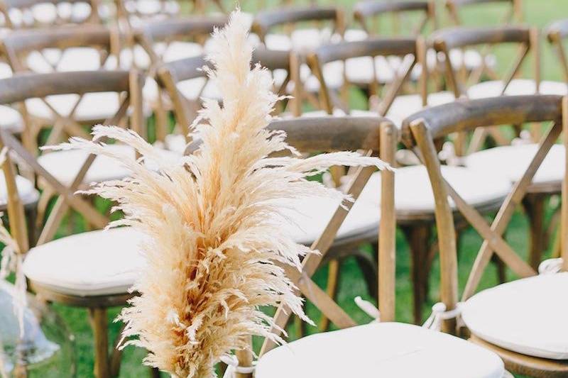 Ceremony pampas boho decor