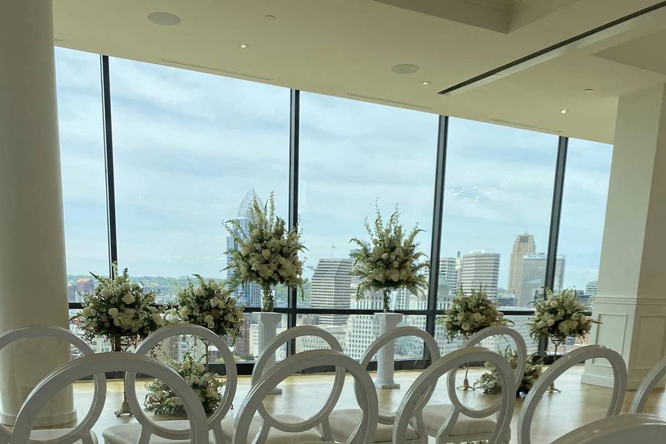 Dale's Designs & Florals