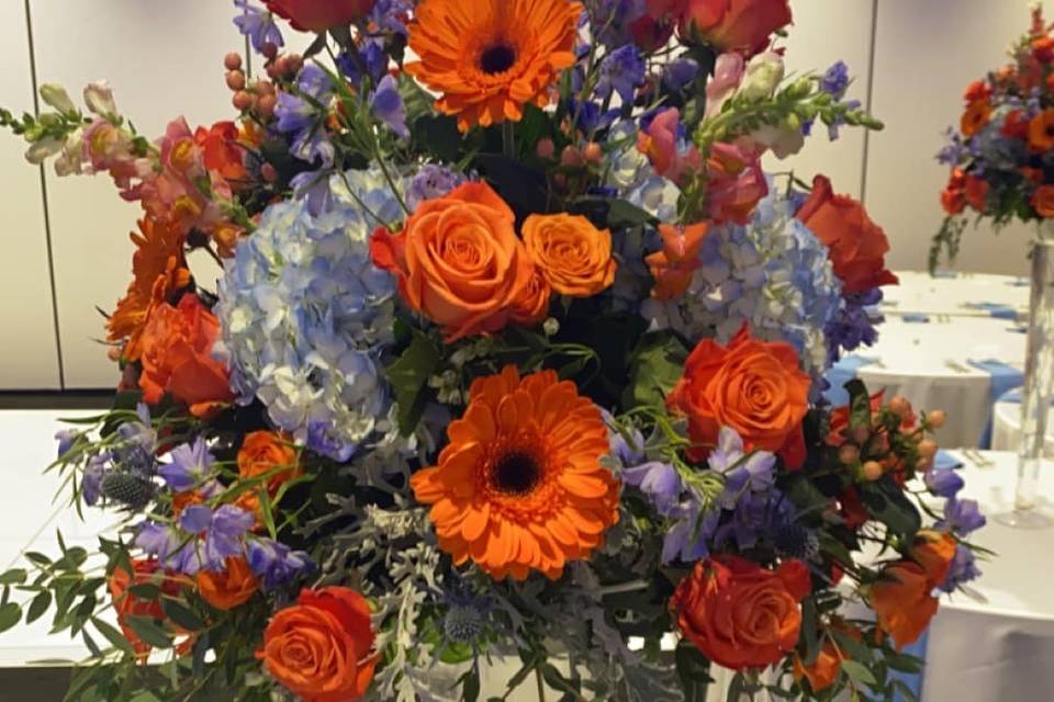 Dale's Designs & Florals