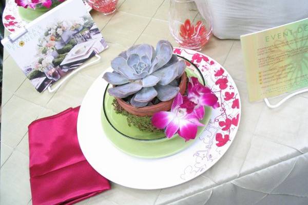 Simple flower decor