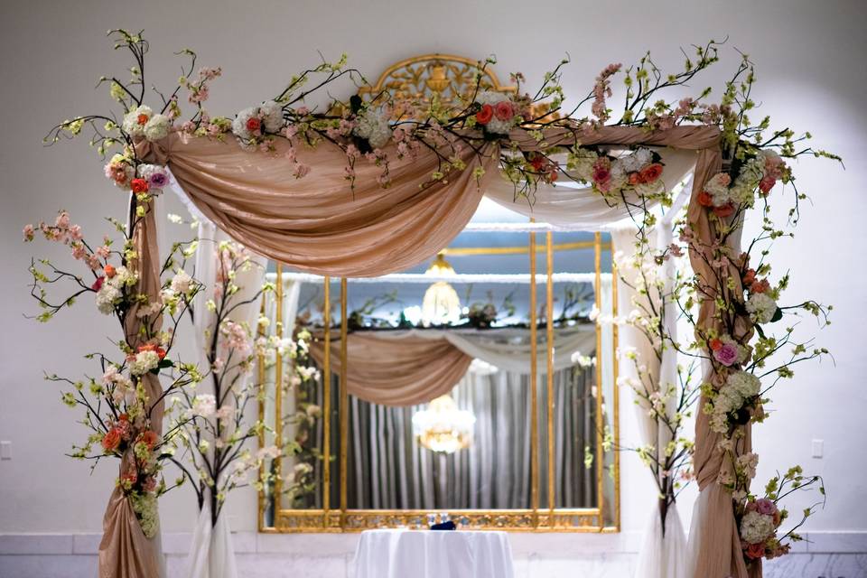 Ceremony Chuppah