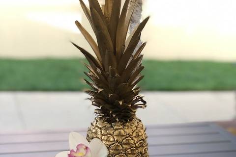 Classy Luau Centerpiece