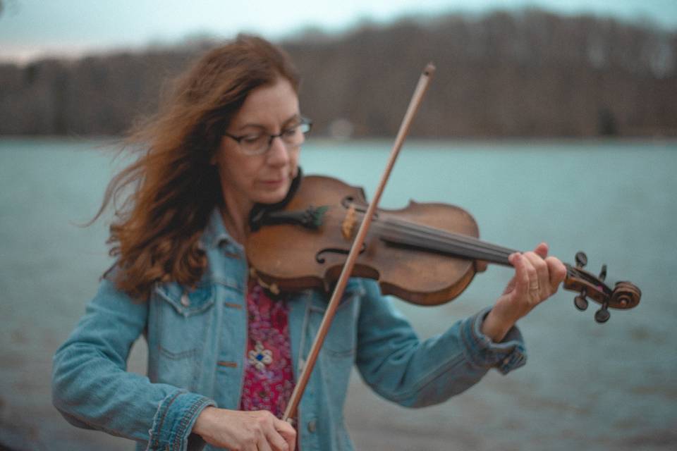 Sandy Herrault violinist