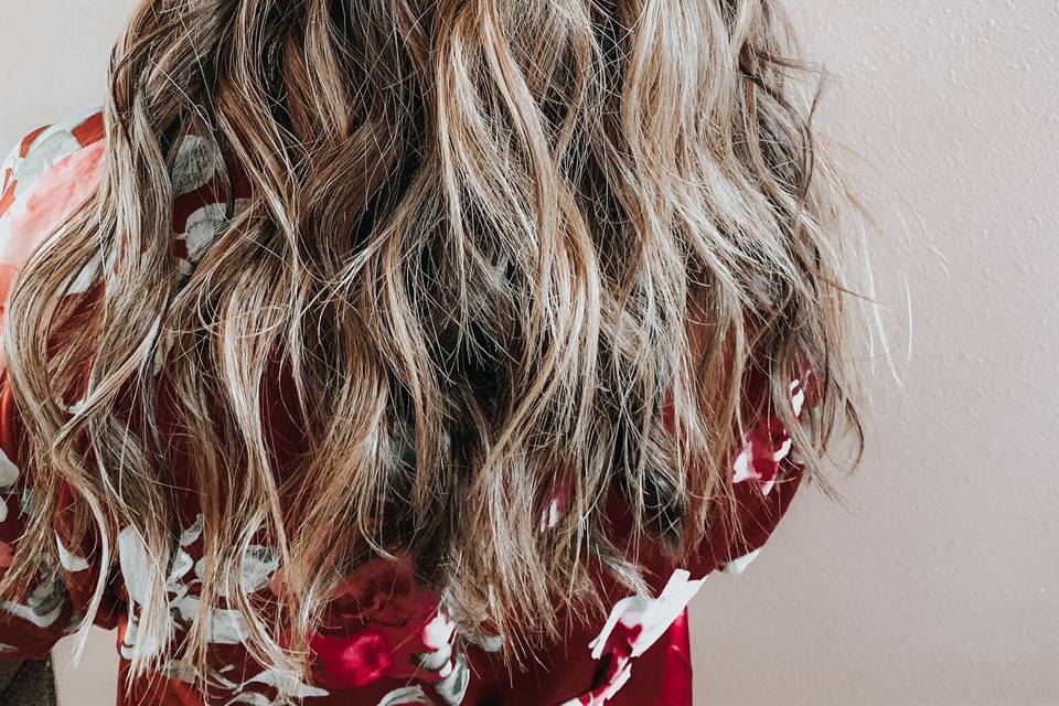 Riah Salon