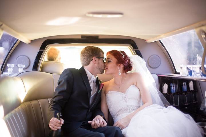 A kiss in the limo
