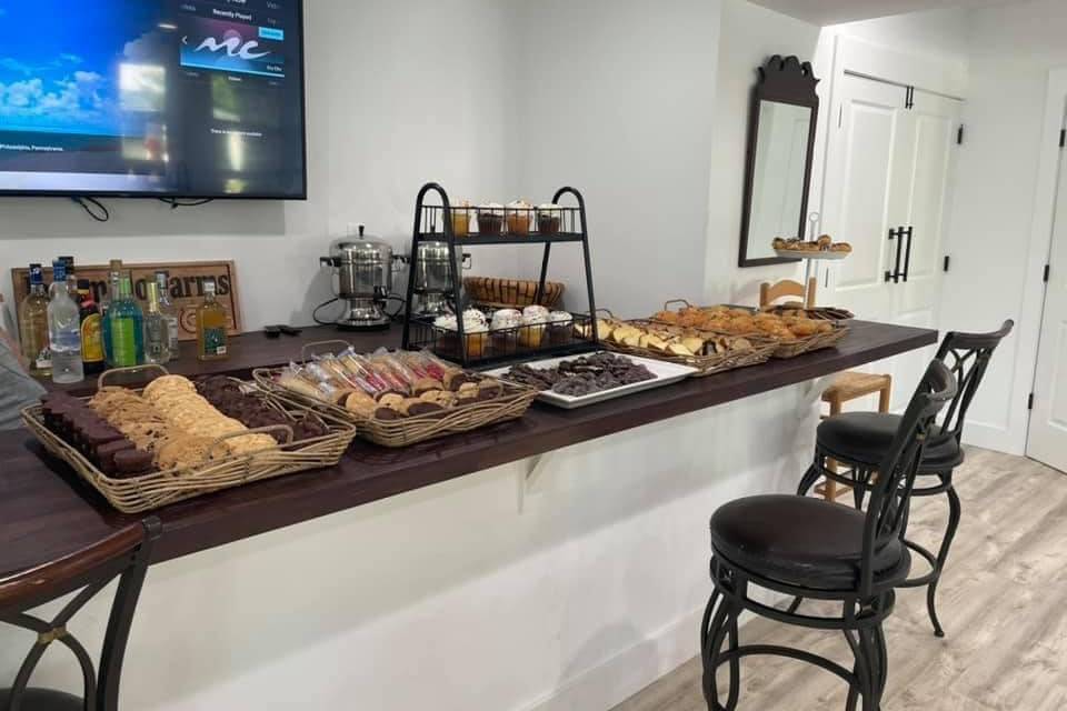 Bar and bites