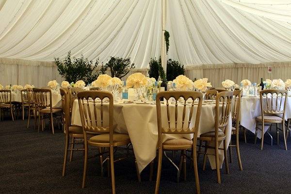 Wedding table setting