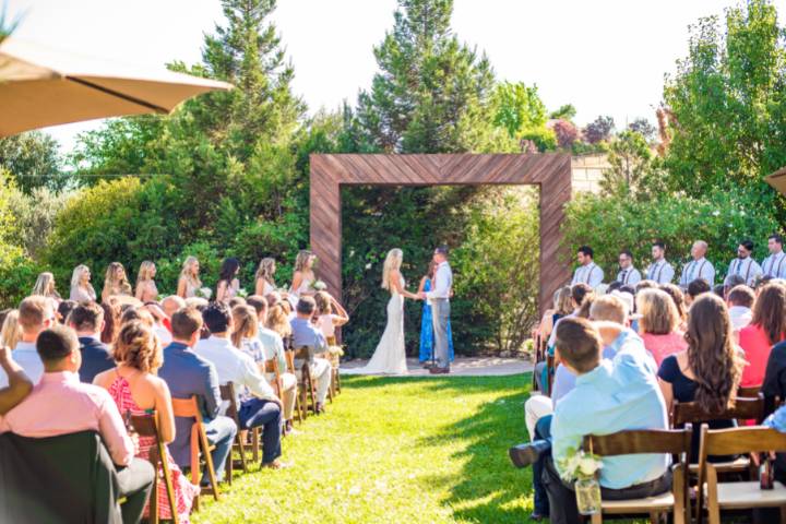 Outdoor ceremony