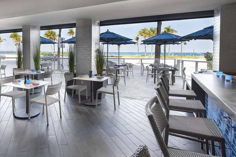 Oceanfront restaurant