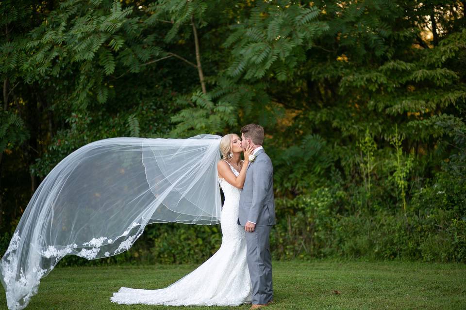 Hidden Creek Farm Weddings