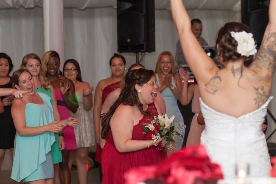 Bouquet toss