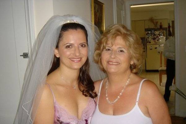 bride and mom