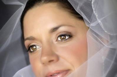 Bridal makeup and veil