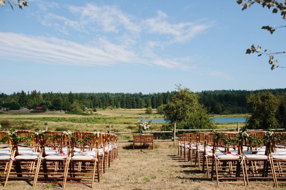 Ceremony setting