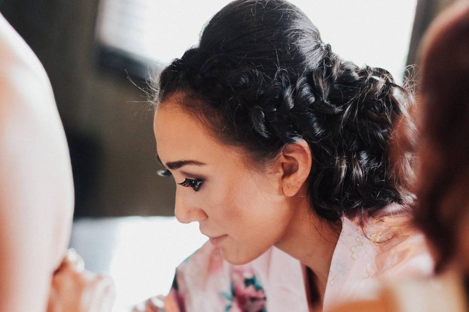 Bridal hair and makeup