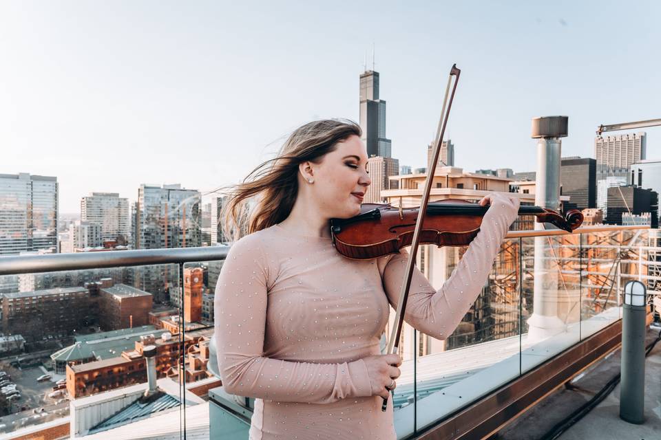 Anna Piotrowski, violinist