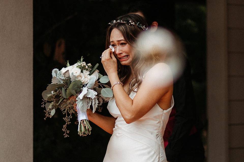 Bride surprised-COVID wedding