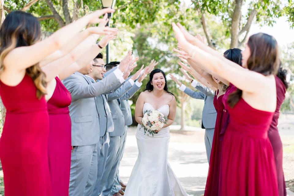 Tunnel entrance w/ Bride